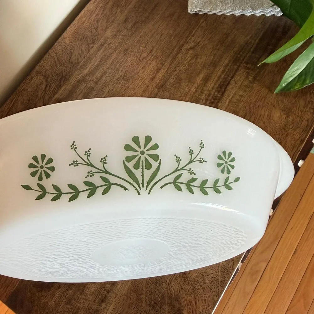 Vintage Unmarked Glasbake Green Daisy Divided Milk Glass Casserole‎ Dish 70s